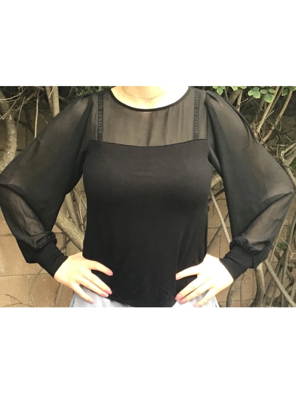 Forever 21 Black Long-Sleeve Sheer Yoke and sleeve jersey top